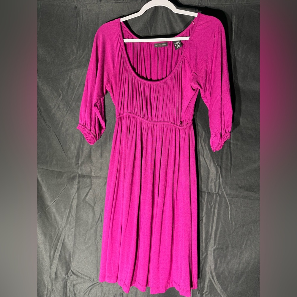 New York & company short Magenta Dress size XS
